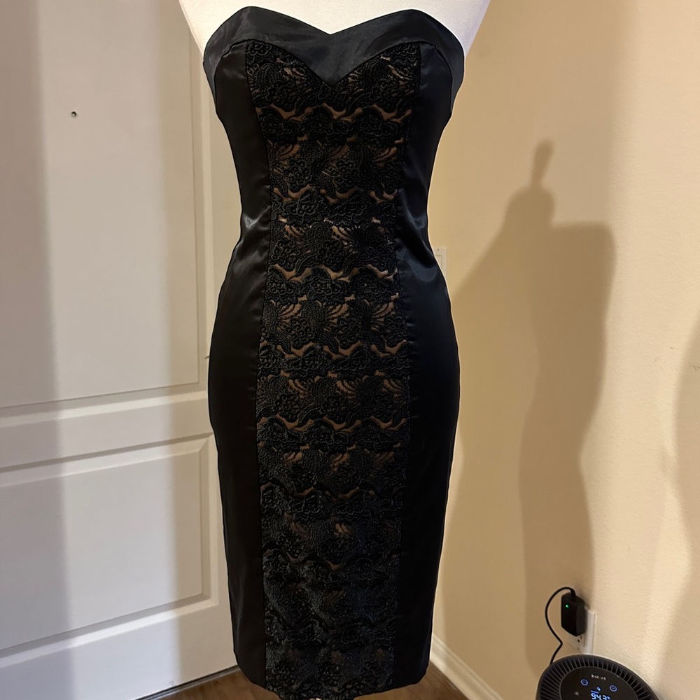 Elegant Black Strapless Dress
